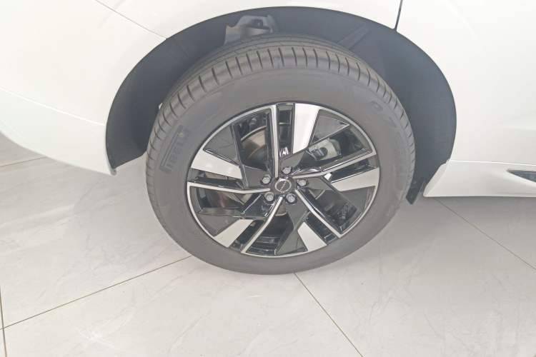 Used Volvo XC60 2026 B5 4x4 Smart Luxury Edition
