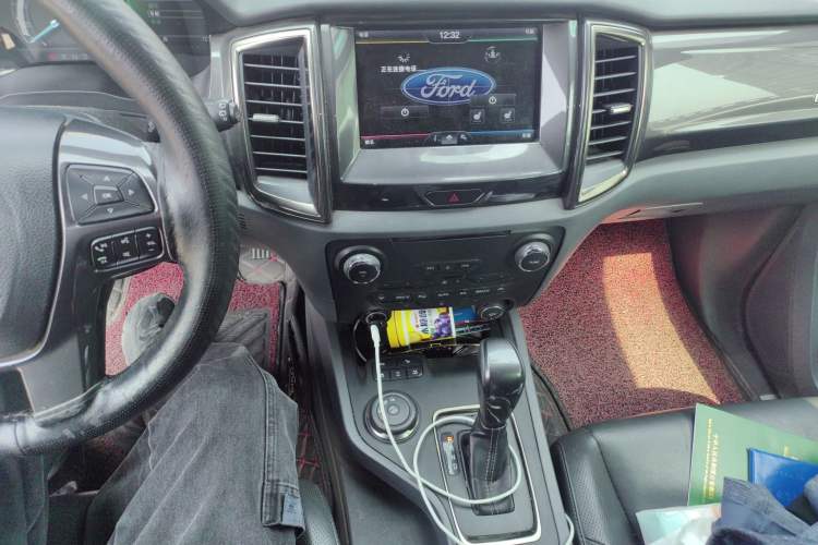 Used Ford Everest 2016 2.0T Gasoline Automatic 4x4 Flagship Edition
