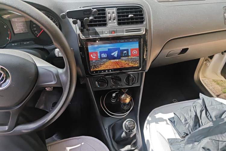 Used Volkswagen Polo 2016 1.4L Manual Fashion Model