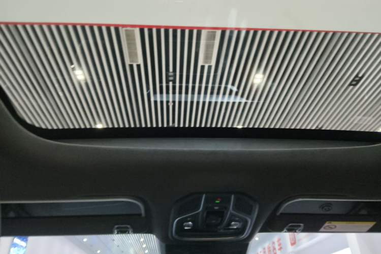 Used Geely Auto Monjaro L 2025 Dongfang Yao 2.0TD Automatic Lanxing Edition Headliner