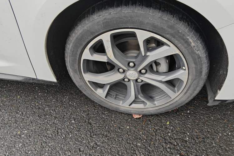 Used Buick VELITE 5 2017 Urban Extended-Range Model