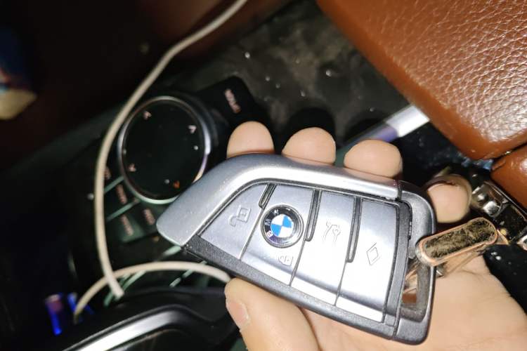 Used BMW 5 Series 2018 Restyled 530Li Leading Edition M Sport Package
