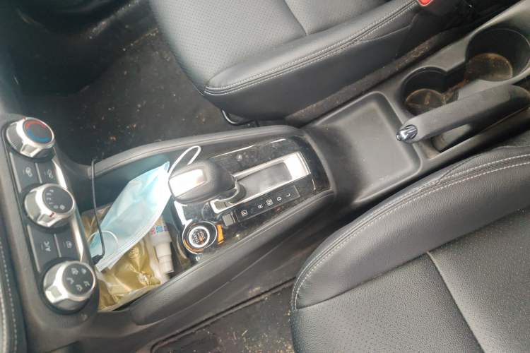 Used Nissan Kicks 2020 1.5L XV CVT Smart Connect Luxury Edition
