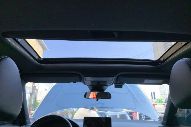 Used Honda Civic 2022 240TURBO CVT Dynamic Edition
