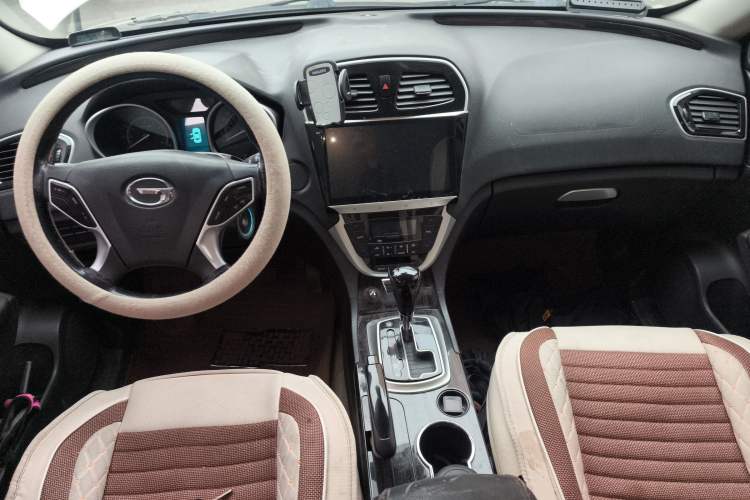 Used GAC Trumpchi GS5 Super 2015 2.0L Automatic Two-Wheel Drive Comfort Edition
