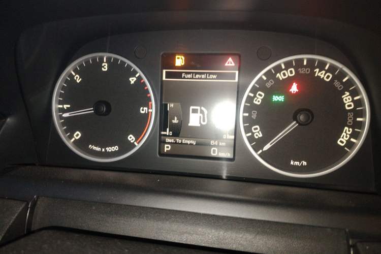 Used Land Rover Discovery 2011 3.0 SDV6 HSE Diesel Version