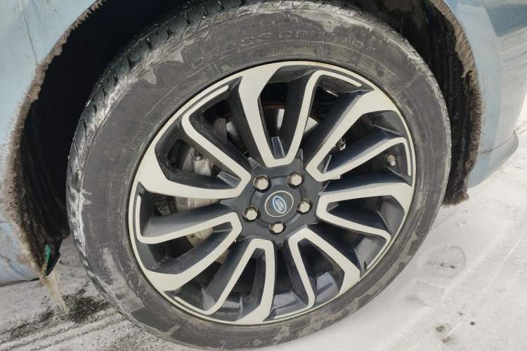 Used Land Rover Range Sport 2018 3.0 SC V6 HSE DYNAMIC Right Front Wheel Hub