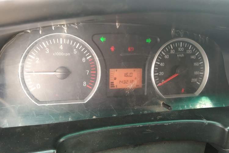 Used FORTHING Lingzhi 2016 V3 1.5L 5-Seater Special Offer Model Odometer Close Up