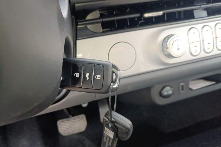 Used CHANGAN NEVO Lumin 2025 205 km Xiangqin Version Vehicle Key