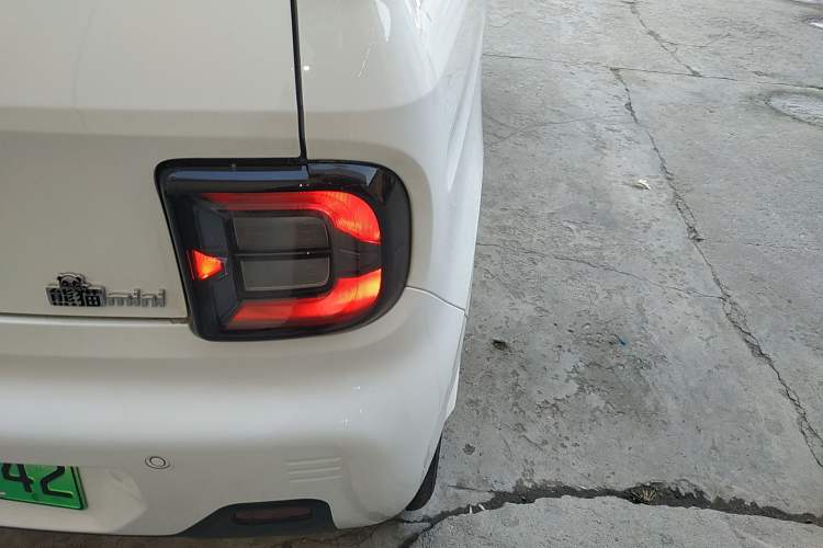 Used Geely Galaxy Panda 2024 Panda Mini 200km Endurance Bear