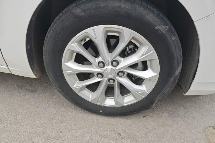 Used Chevrolet Monza 2024 1.5L Dual-Clutch Enjoyment Edition Right Front Wheel Hub