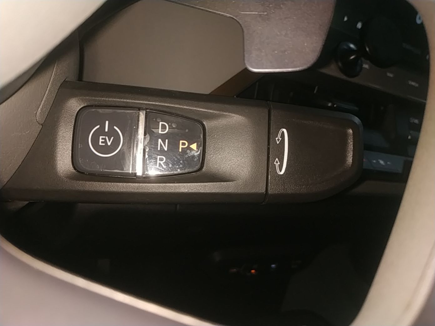 Kia EV5 2024 530 Air — снимка 16