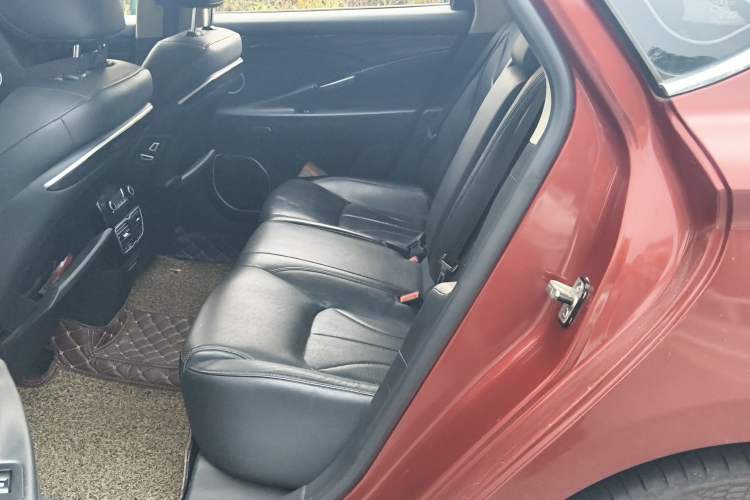 Used Geely Auto Emgrand GT 2015 1.8T Flagship Model