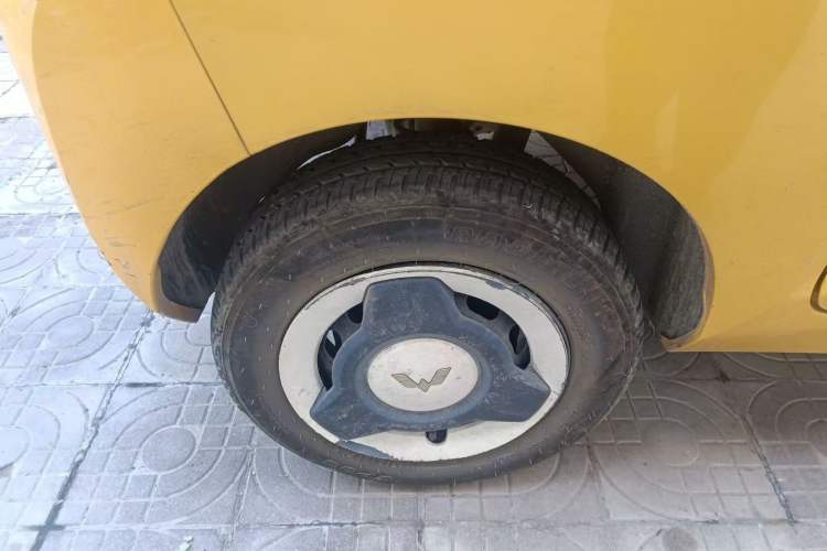 Used Wuling Hongguang MINIEV 2021 Macaron Fashion Model Lithium Iron Phosphate