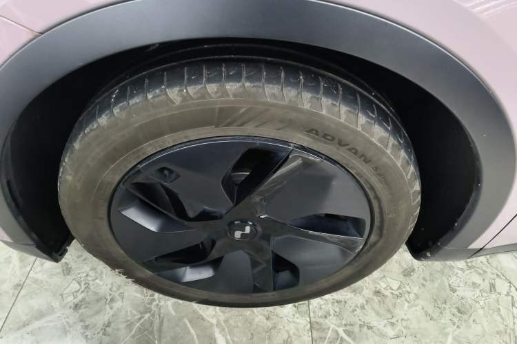 Used ONVO L60 2024 60 kWh Rear-Drive Version
