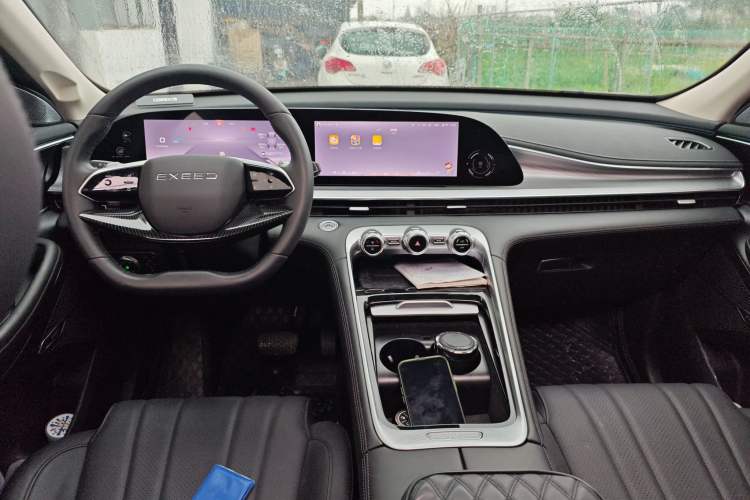 Used EXEED Lingyun 2025 300T Two-Wheel Drive Starry Edition