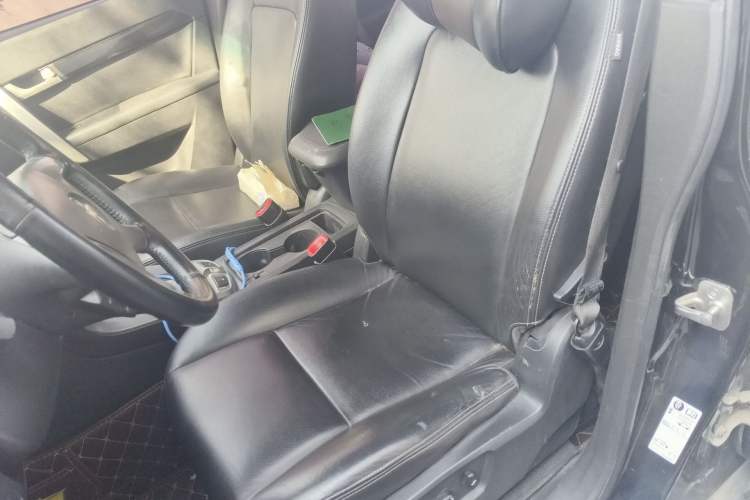 Used Chevrolet Captiva 2012 2.4L 4x4 Flagship Edition 7 Seats