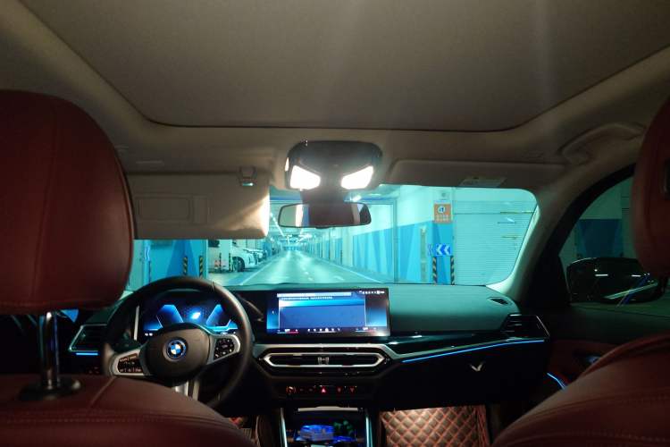 Used BMW i3 2024 eDrive 35 L
