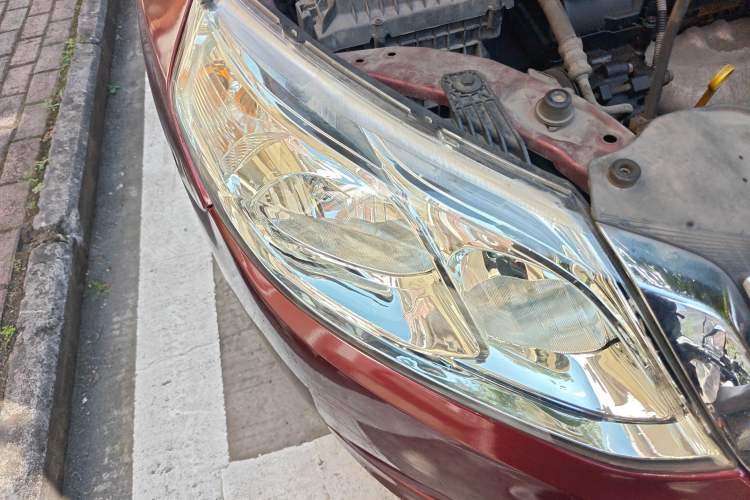 Used Baojun 630 2011 1.5L manual standard version