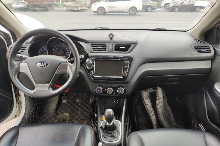 Used Kia K2 2015 Sedan 1.4L MT GLS