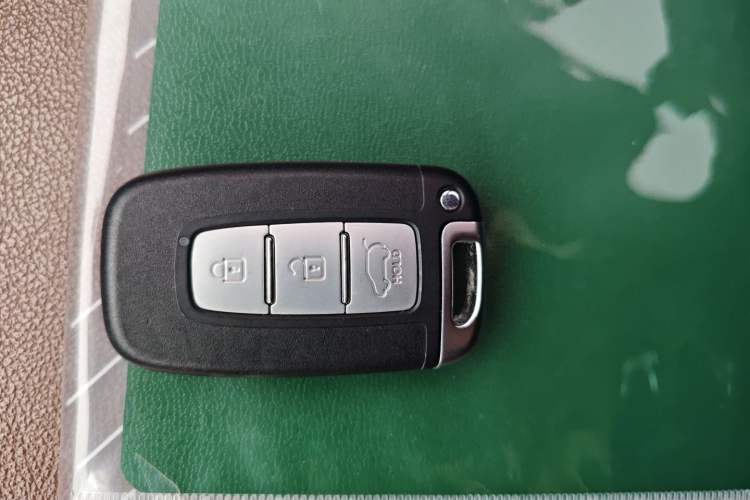 Used Kia Sportage R 2014 2.0L Automatic Two-Wheel Drive GLS Trim