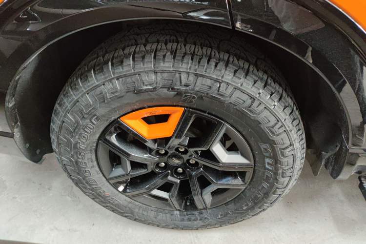 Used Ford Explorer 2024 2.3T EcoBoost Kunlun Peak Edition 7-Seater Exterior 5