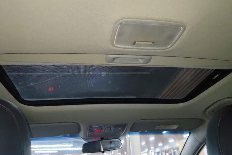 Used Kia K3 2015 1.6L Automatic GLS Headliner