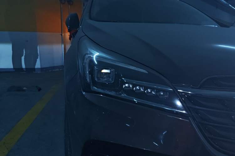 Used Buick Envision 2020 20T Two-Wheel Drive Elite Version
