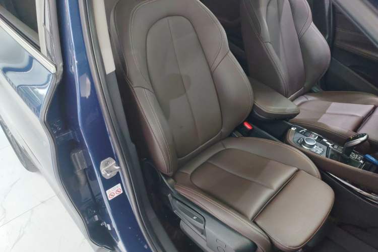 Used BMW X1 2021 sDrive20Li Premium Edition Right Front Seat