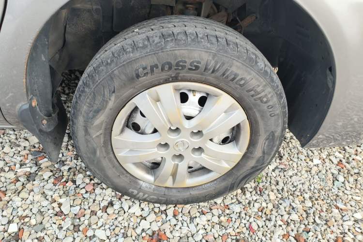 Used FORTHING Lingzhi 2016 M3L 1.6L 7-Seater Comfort Model
