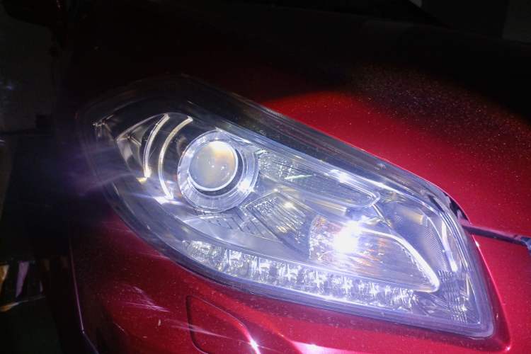 Used Suzuki S-Cross 2014 1.6L CVT Four-Wheel Drive Luxury Version
