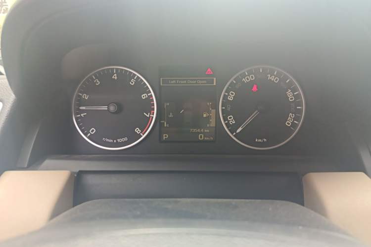 Used Land Rover Range Rover Sport 2011 5.0 NA V8 HSE