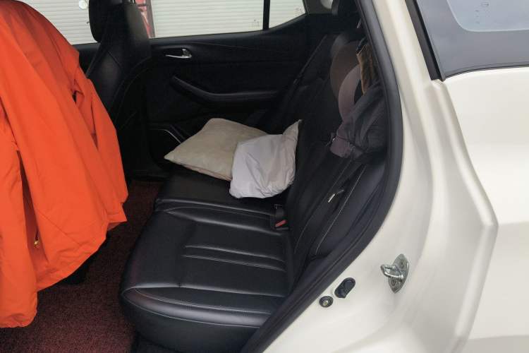 Used GAC Trumpchi GS4 2022 270T Automatic Smart Drive Navigation Edition Left Rear Seat