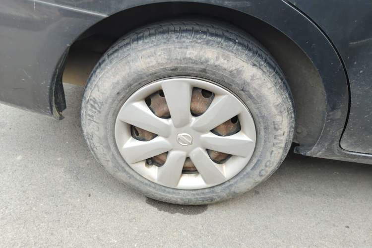 Used Nissan Sunny 2015 1.5XE Manual Comfort Edition