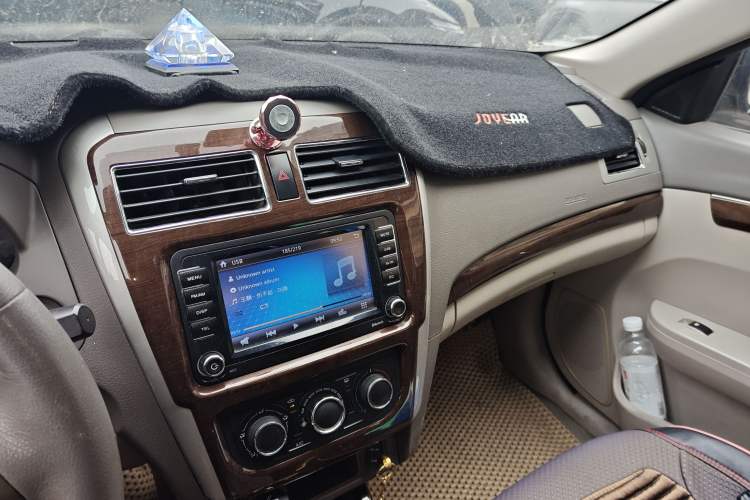 Used FORTHING Joyear S50 2016 1.5L Manual Luxury Edition