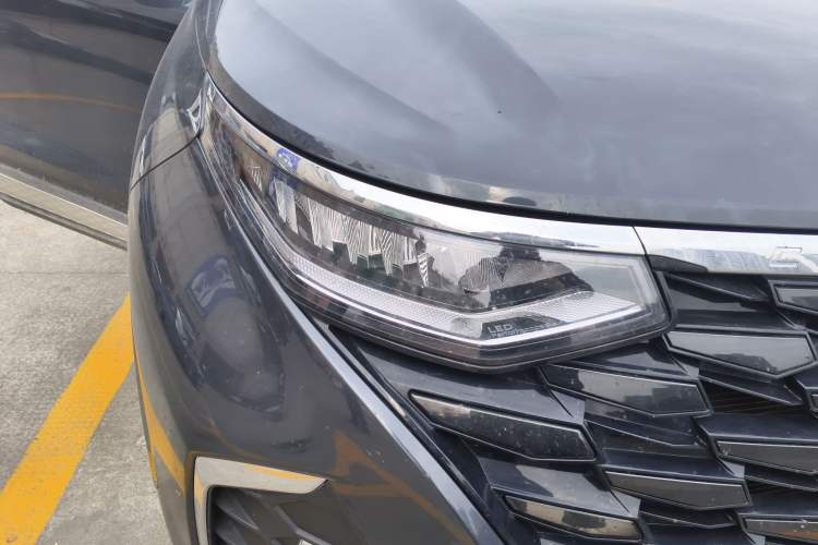 Used Hyundai Custo 2021 270TGDi Prestige LUX Right Front Headlight