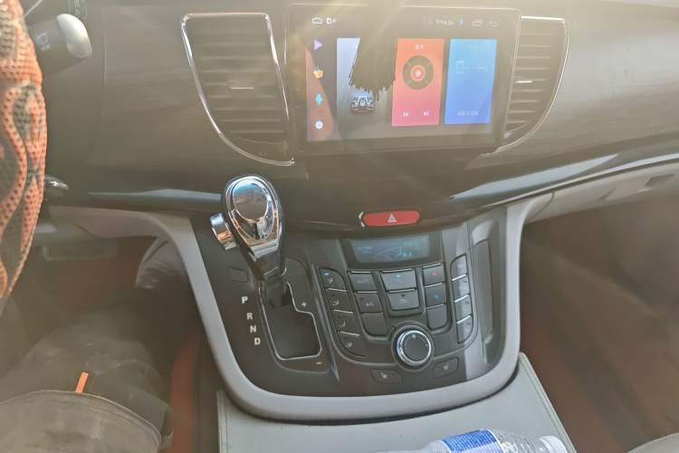 Used JAC Group Refine M5 2013 2.0T Gasoline Automatic Business Edition
