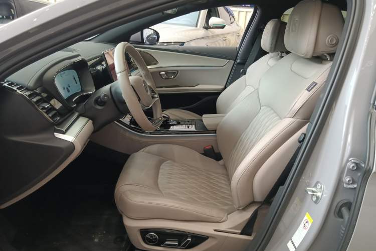 Used BYD Han 2025 DM-i 125KM Prestige Model