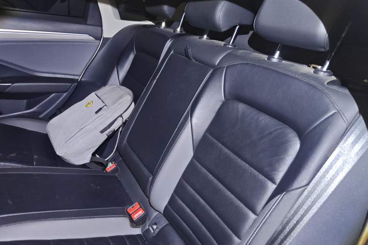 Used Volkswagen Sagitar 2019 280TSI DSG Comfort Version China VI Standard Left Rear Seat