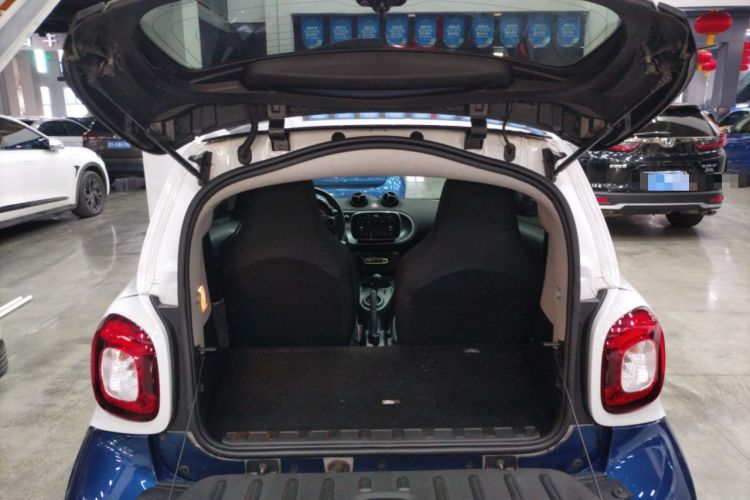 Used smart fortwo 2018 1.0L 52kW Hardtop Passion Edition China V Standard
