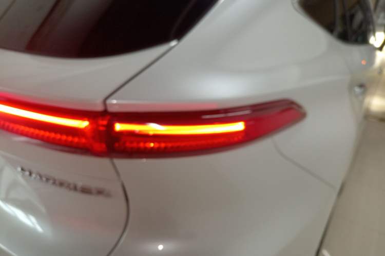 Used Toyota Harrier 2023 2.0L CVT Two-Wheel Drive Deluxe Edition