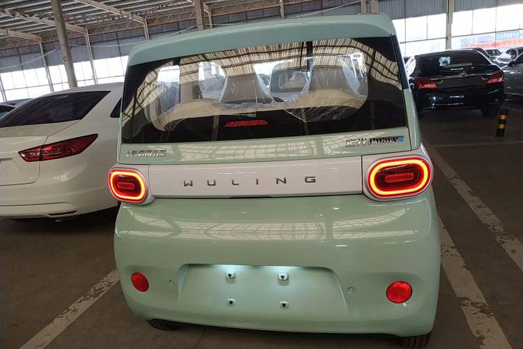 Used Wuling Hongguang MINIEV 2024 3rd Generation 215km Youth Edition