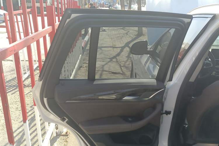 Used BMW X3 2019 xDrive30i Leading Model M Sport Package
