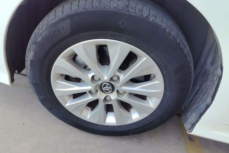 Used Toyota Corolla 2021 Dual-Engine 1.8L E-CVT Pioneer Edition Exterior 2