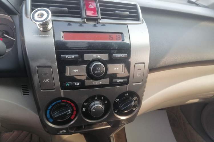 Used Honda City Classic 2012 1.5L manual Comfort version