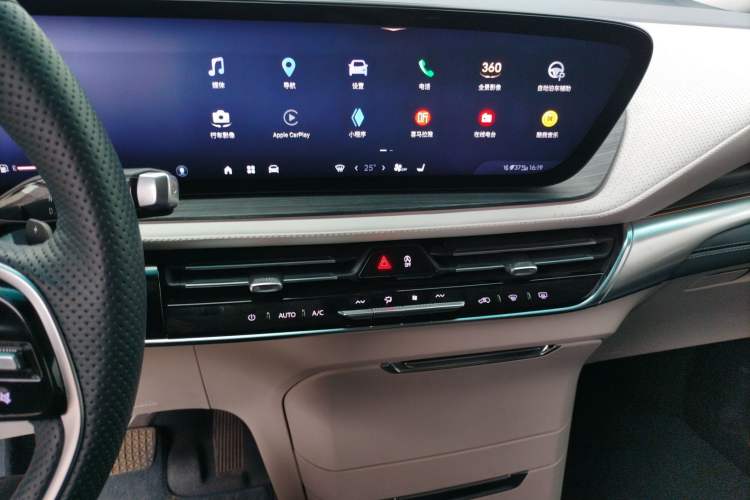 Used Buick Century 2023 2.0T Four-Seat Private Edition
