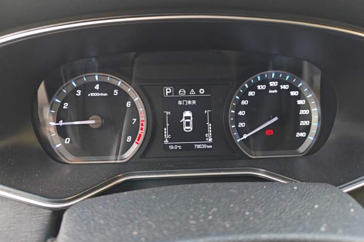 Used CHANGAN OSHAN X7 2020 1.5T Automatic Luxury Model Instrument Cluster