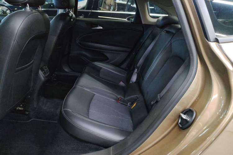 Used Buick Verano 2015 Sedan 20T Dual-Clutch Leading Model
