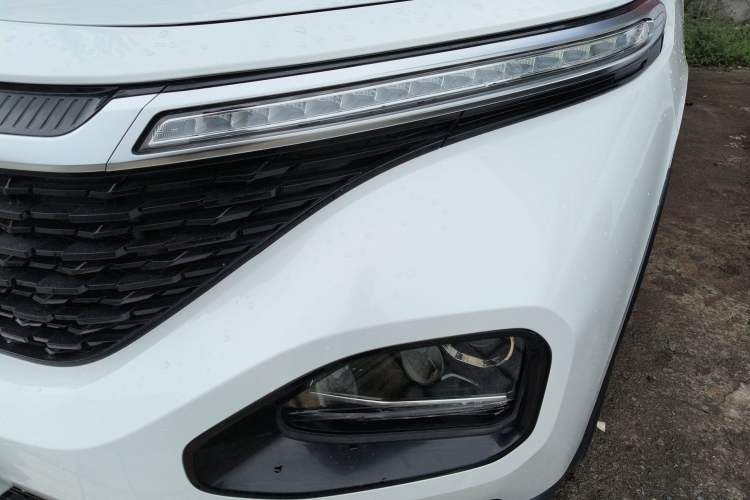 Used Baojun RM-5 2019 1.5T Manual Elite Version with 24-Hour Online Service 7 Seats