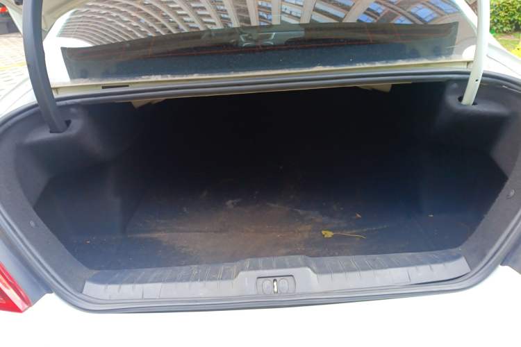 Used Peugeot 308 2014 Enjoy Edition Classic 1.6L Automatic Premium Model
